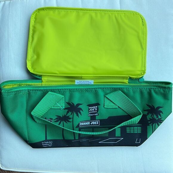 Trader Joe’s Emerald Mini Insulated Bag - Picture 2 of 4